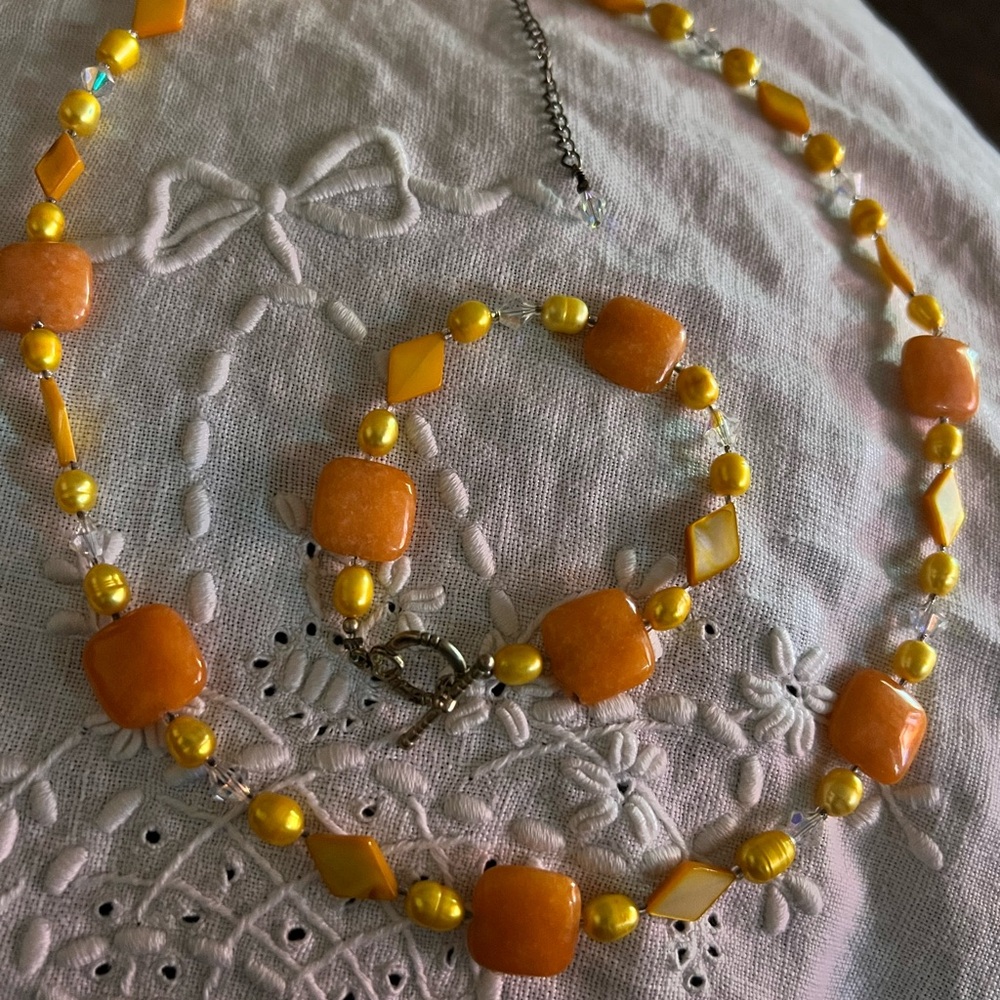 Vintage butterscotch beads , crystal & pearls necklace & brac